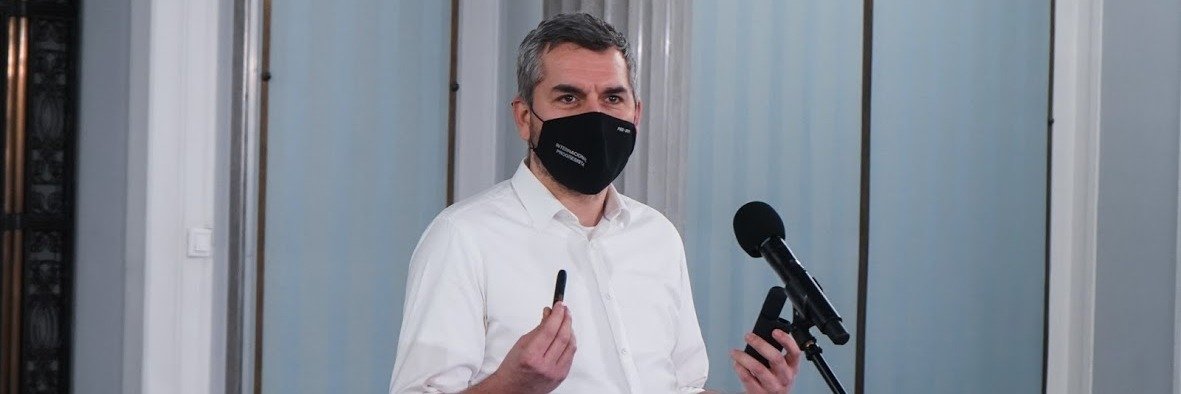 PiS daje prezent korporacji tytoniowej? - zdjęcie